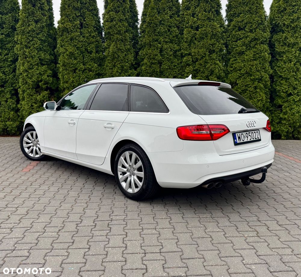 Audi A4 Avant - 16