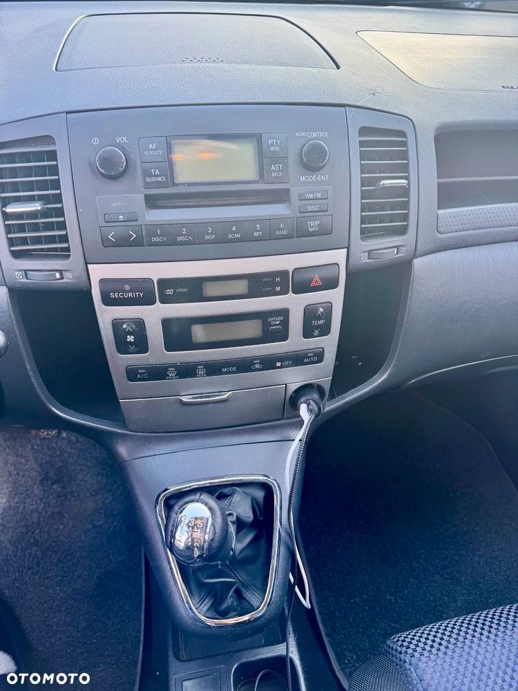 Toyota Corolla Verso 1.6 Terra - 6