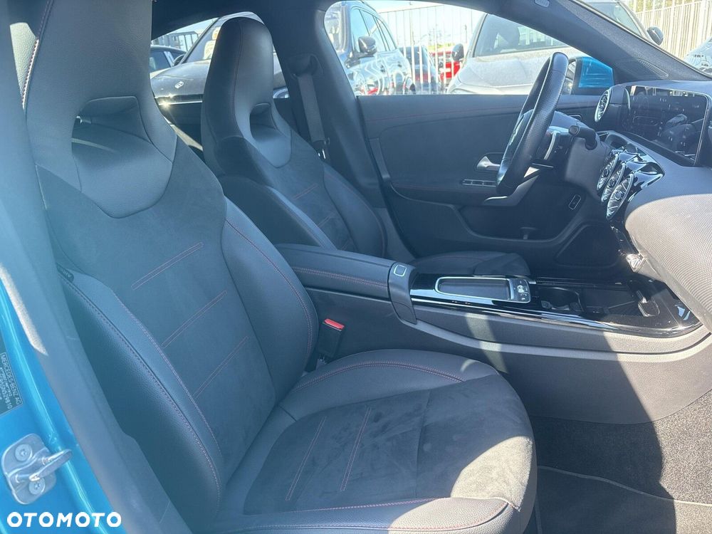 Mercedes-Benz CLA - 19