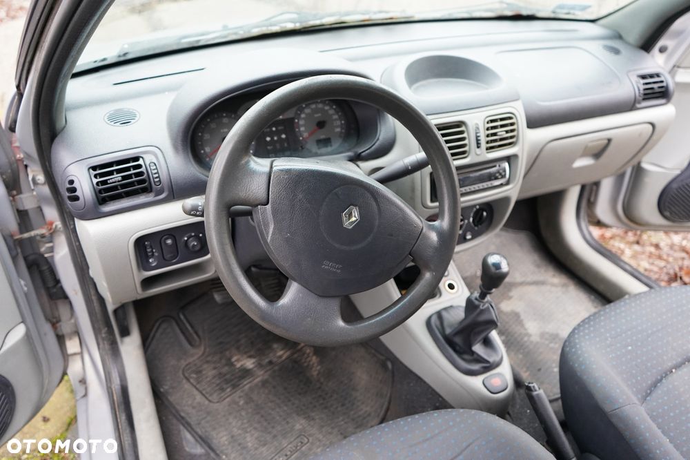 Renault Thalia 1.4 16V Expression - 10