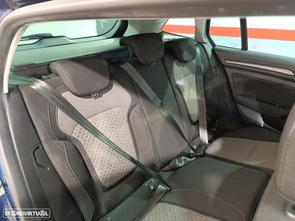 Renault Mégane Sport Tourer 1.5 Blue dCi Limited - 3