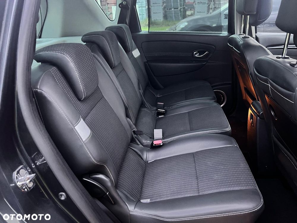 Renault Scenic - 6