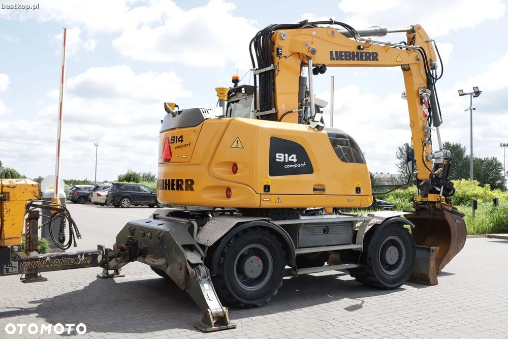 Liebherr A914 Compact - 4