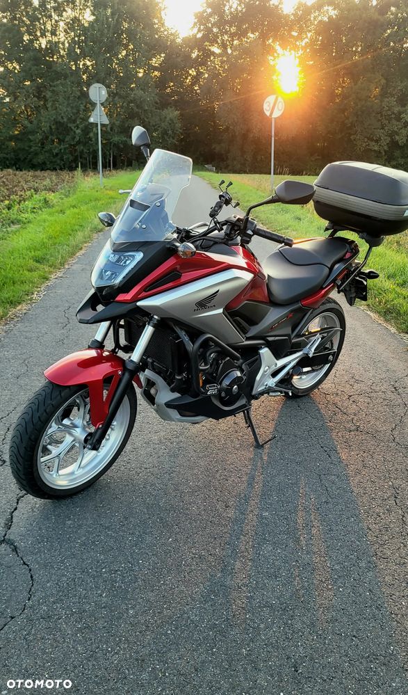 Honda NC - 6