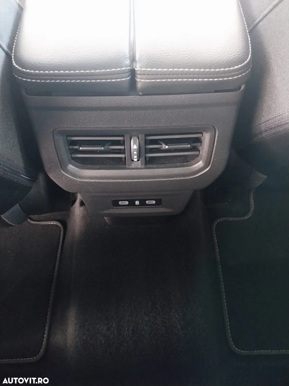 Renault Austral E-Tech Full Hybrid 200 Iconic - 16