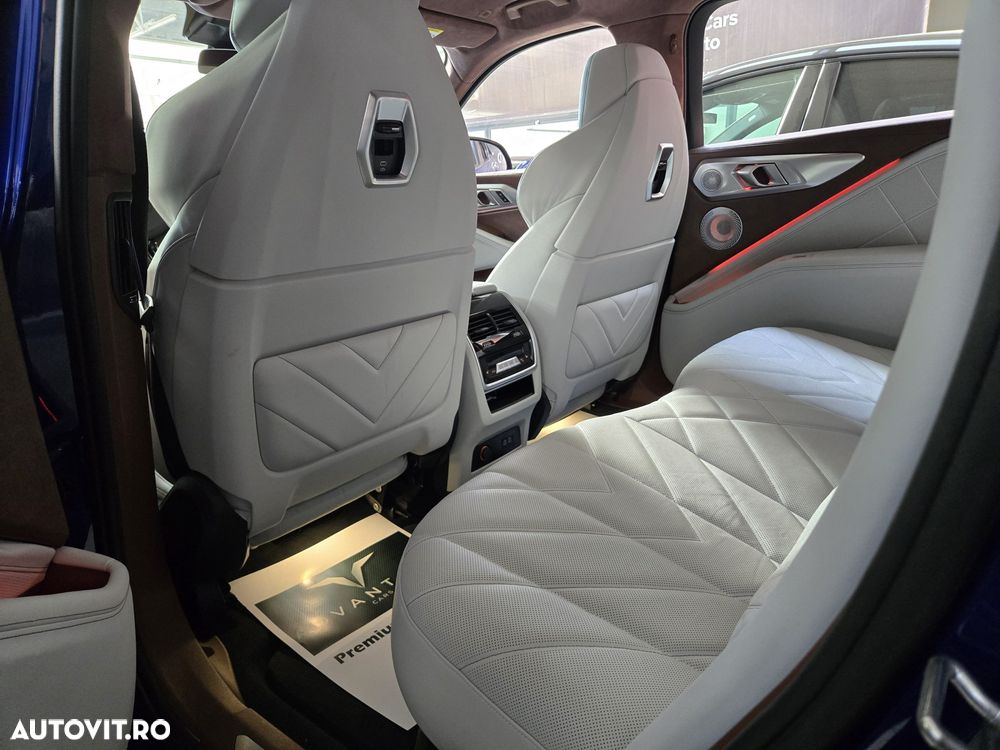 BMW XM 2023 — imagine 12