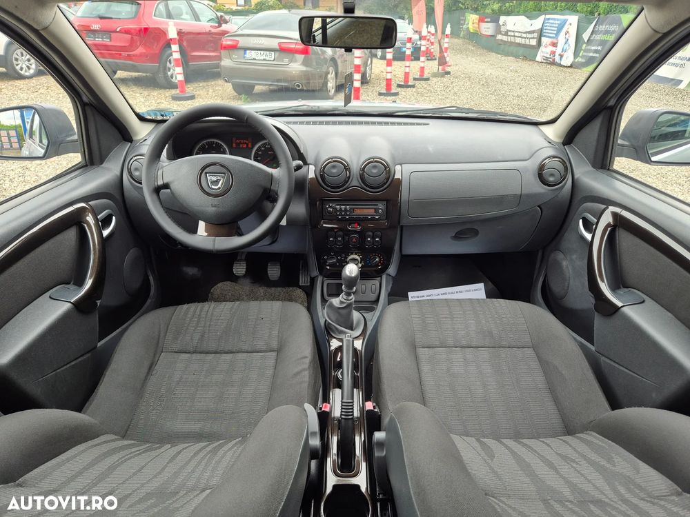 Dacia Duster dCi 110 FAP 4x2 Laureate - 6