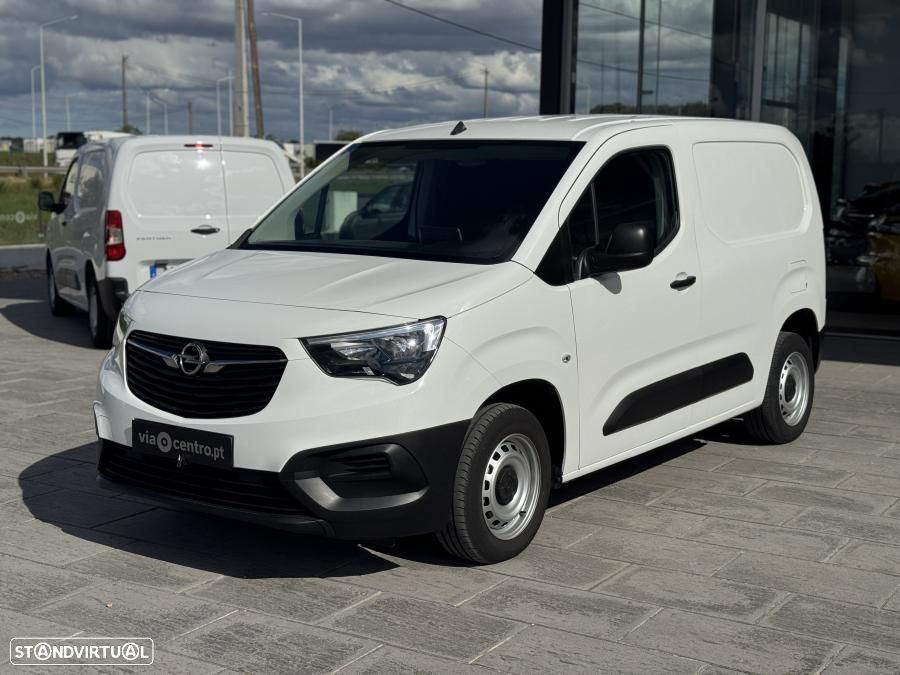 Opel Combo 1.5 CDTi 102cv L1H1 Enjoy 3 Lug. c/IVA DEDUTÍVEL - 3