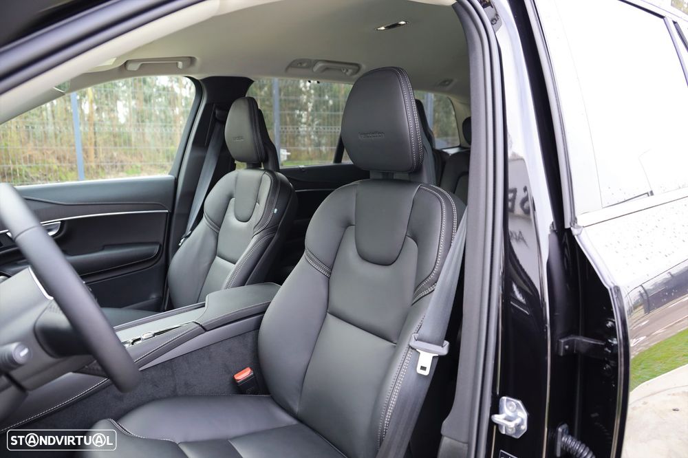 Volvo XC 90 2.0 B5 Inscription AWD - 26