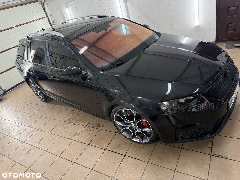 Skoda Octavia 2.0 TDI RS DSG - 2
