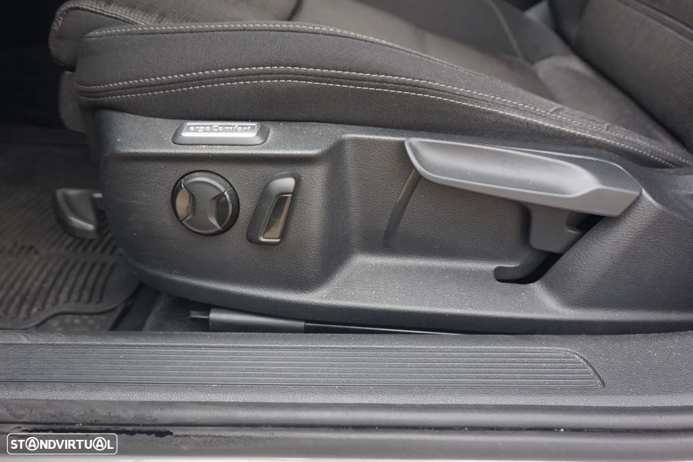 VW Passat Variant 1.6 TDI Confortline - 20