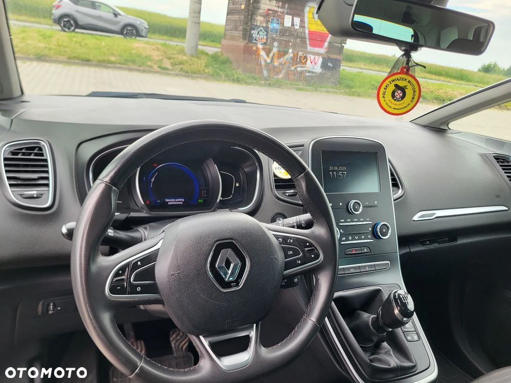 Renault Scenic - 17