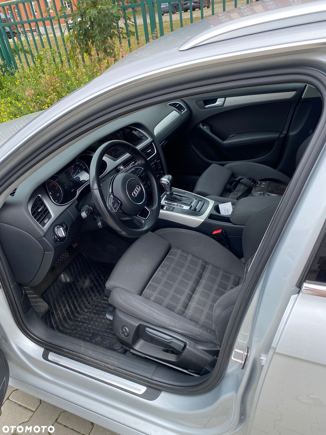 Audi A4 Avant 2.0 TDI DPF quattro S tronic Ambiente - 10