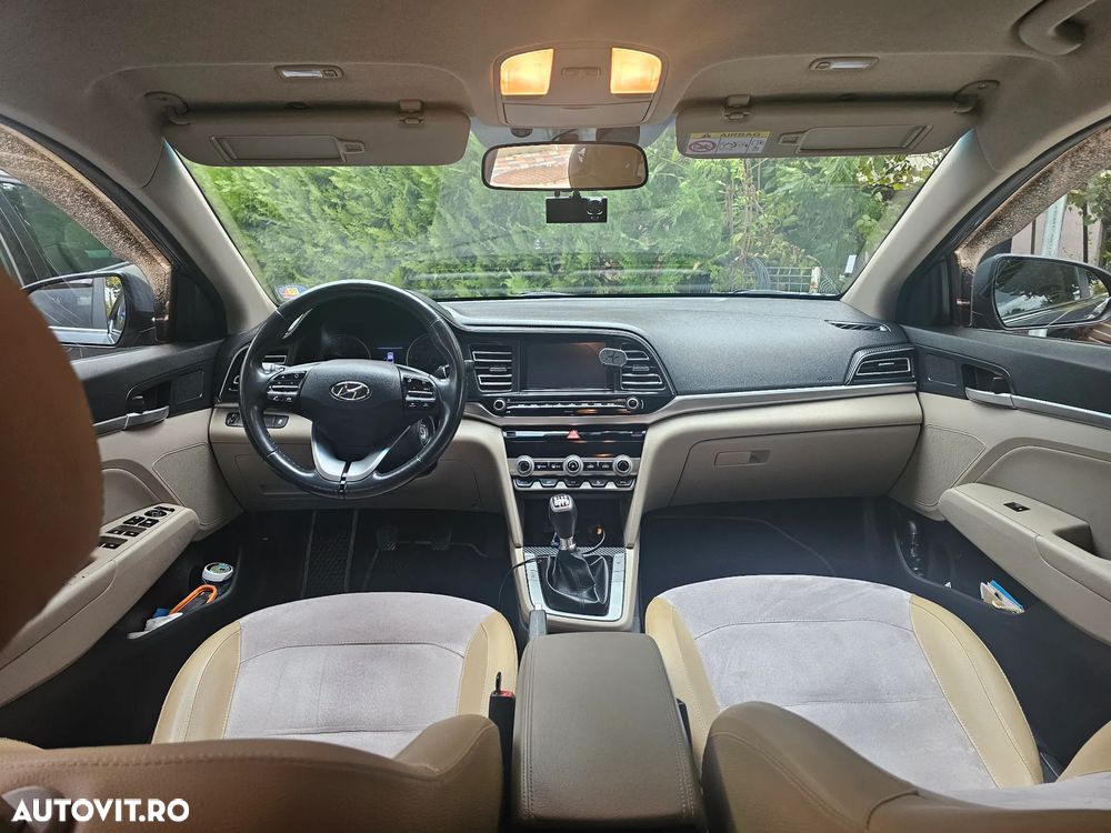 Hyundai Elantra 1.6 MPi Highway - 6