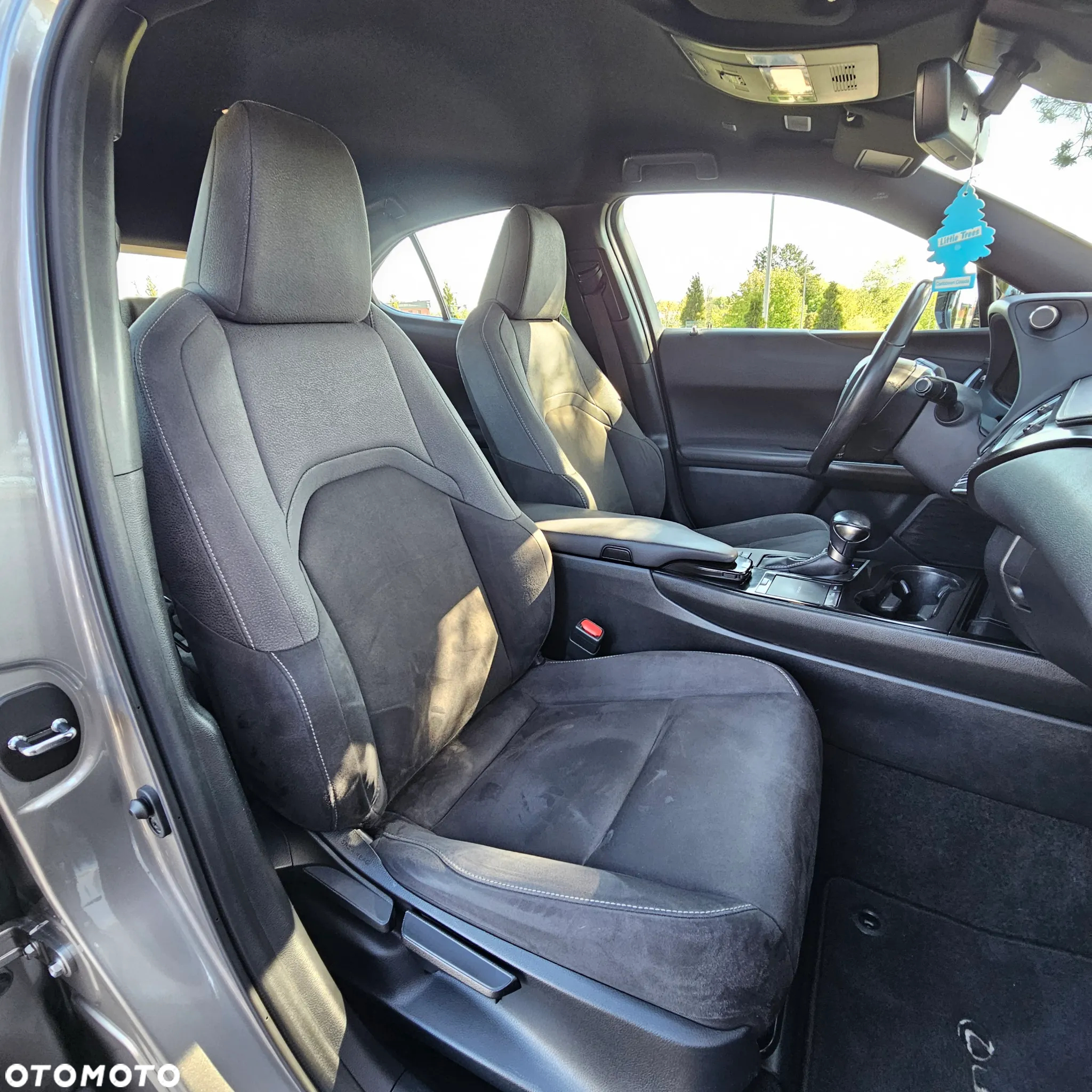 Lexus UX 250h GPF Elegance 2WD - 14
