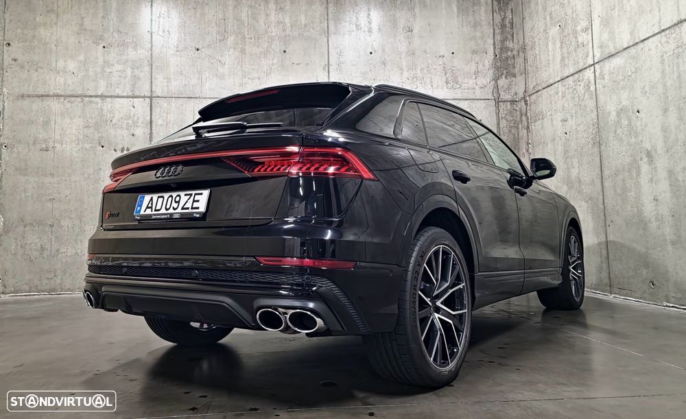 Audi SQ8 - 17