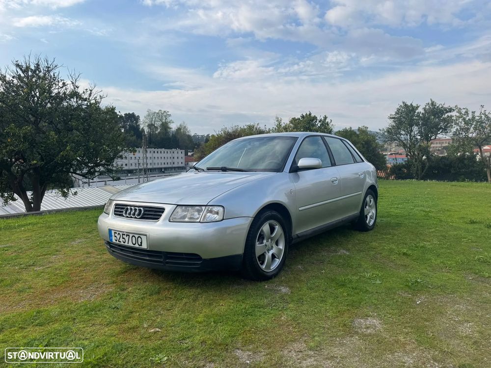 Audi A3 1.9 TDI Attraction - 1