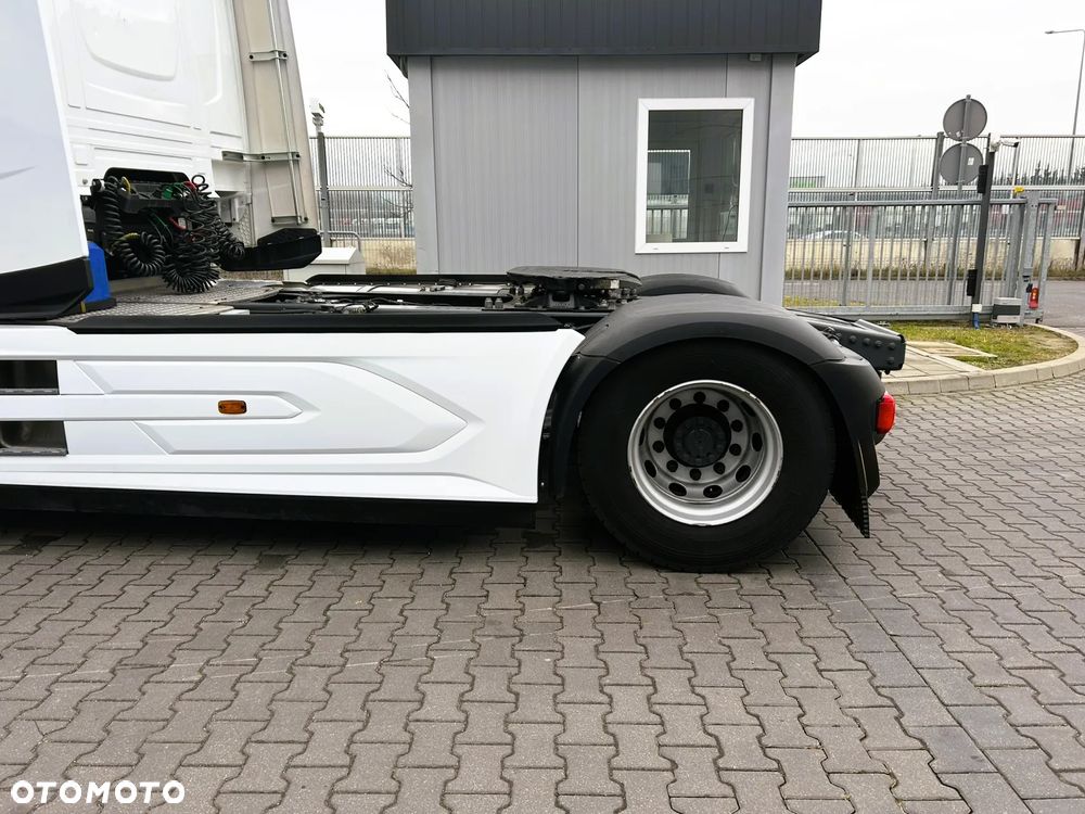 DAF XG - 5
