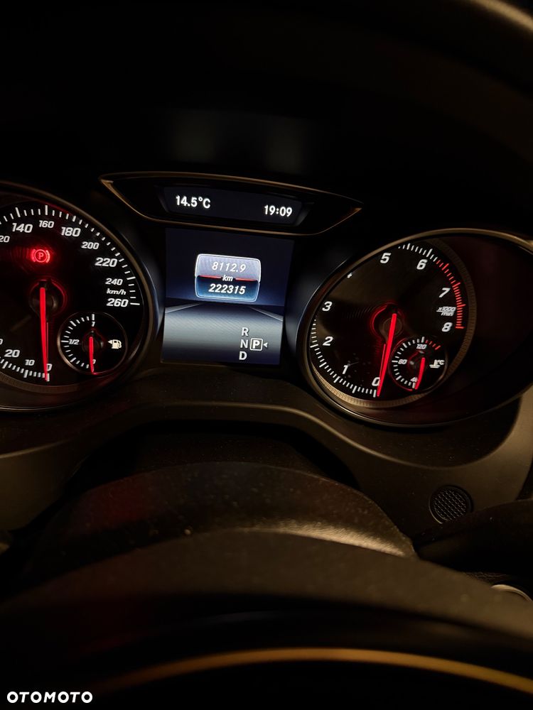 Mercedes-Benz CLA - 11