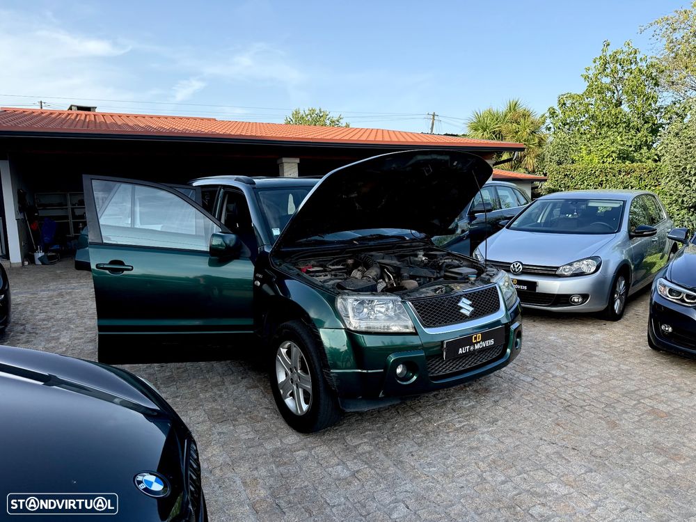 Suzuki Grand Vitara 1.9 DDiS X-Premium - 32