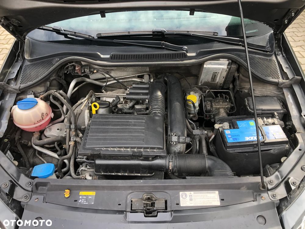 Volkswagen Polo 1.2 TSI (Blue Motion Technology) DSG Comfortline - 24