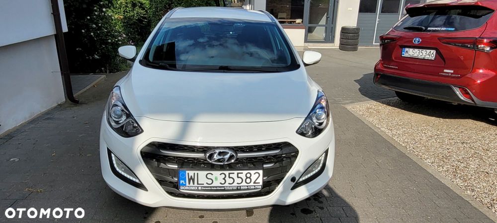 Hyundai i30 blue 1.6 GDI Passion - 3