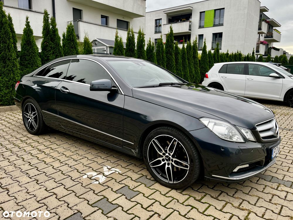 Mercedes-Benz Klasa E 350 CDI DPF BlueEFFICIENCY 7G-TRONIC Avantgarde - 11