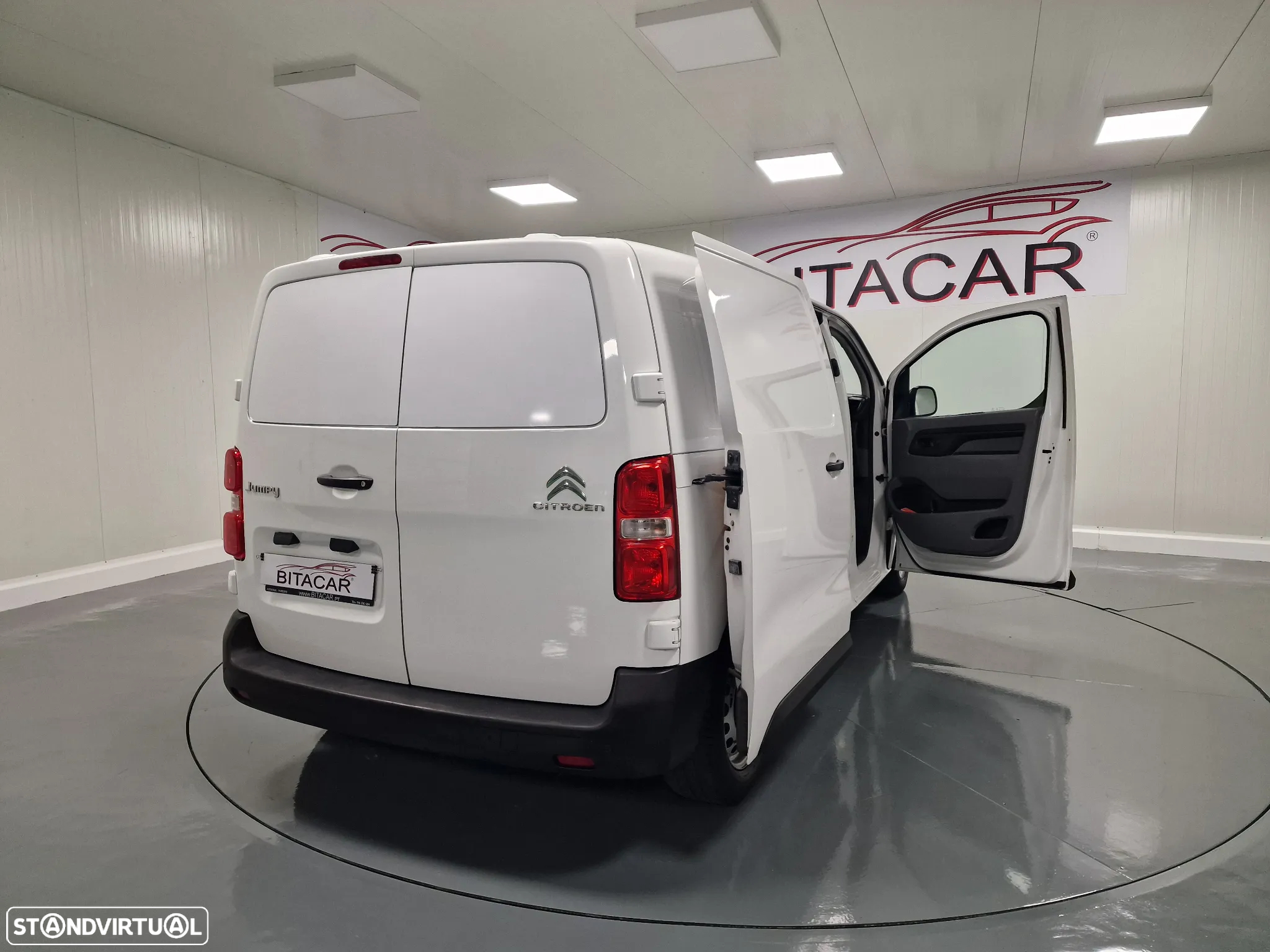 Citroën JUMPY 1.6 BLUEHDI IVA DEDUTIVEL - 26