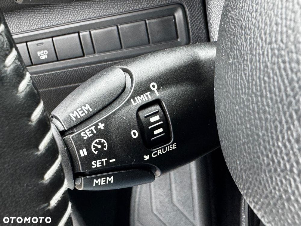 Peugeot 308 BlueHDi 150 Stop & Start Niveau 2 Business-Line - 37