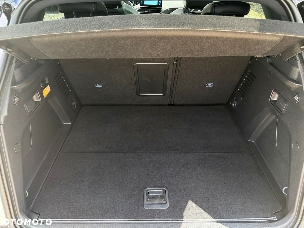 Peugeot 3008 - 11