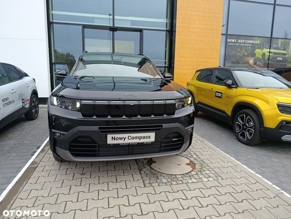 Jeep Compass - 4