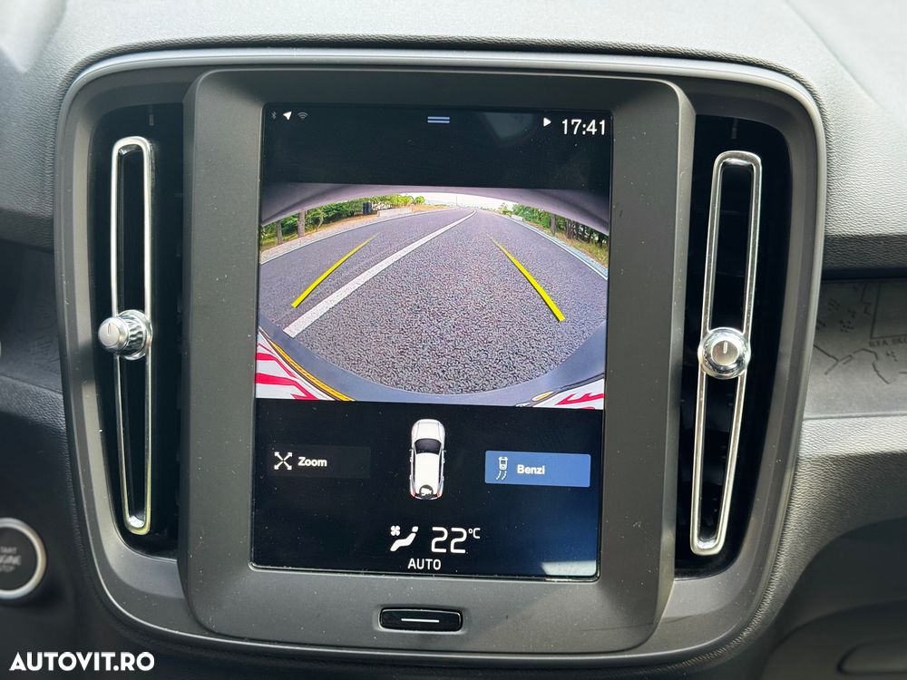 Volvo XC 40 D3 Momentum - 4