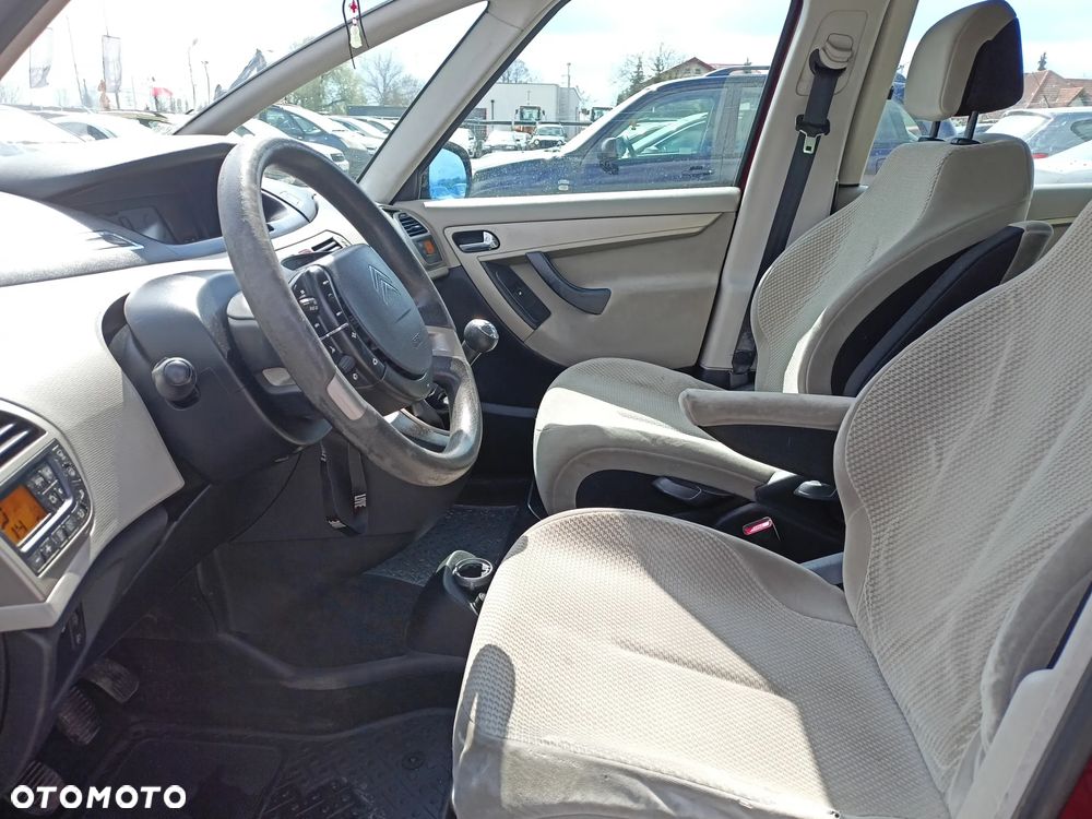 Citroën C4 Picasso - 8
