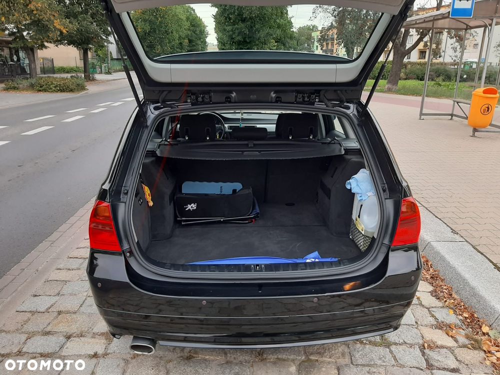 BMW Seria 3 318d - 13