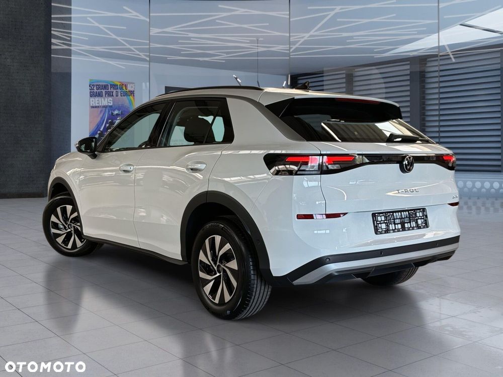 Volkswagen T-Roc - 11