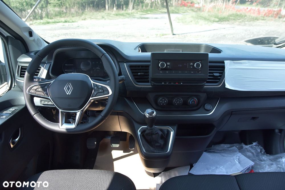 Renault Trafic - 15