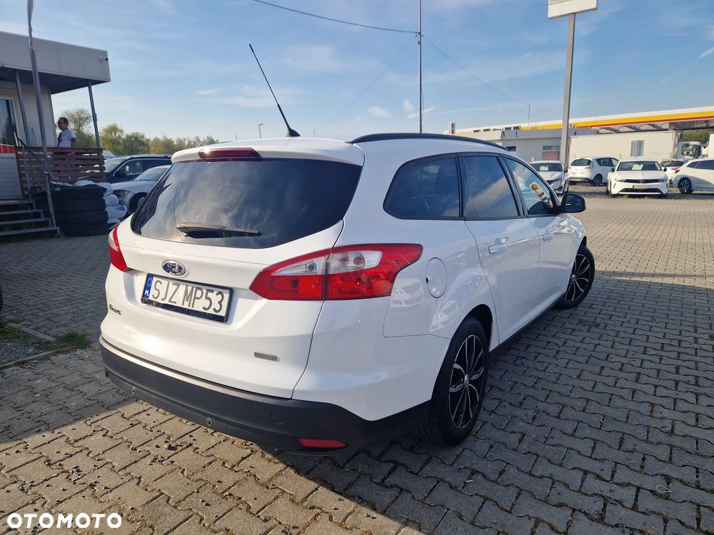 Ford Focus 2014 photo 2