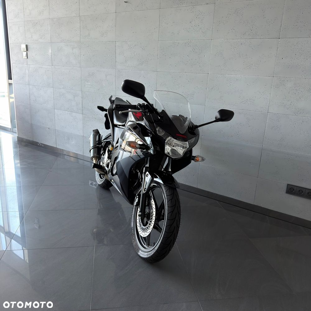 Honda CBR - 4