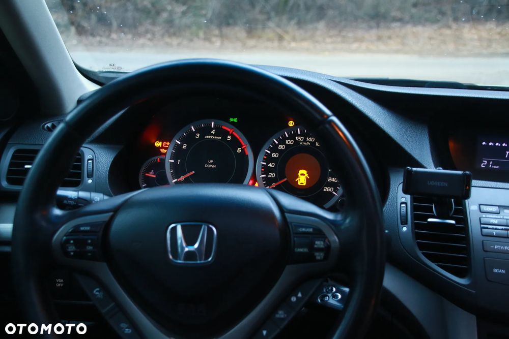 Honda Accord 2.2d Executive - 12