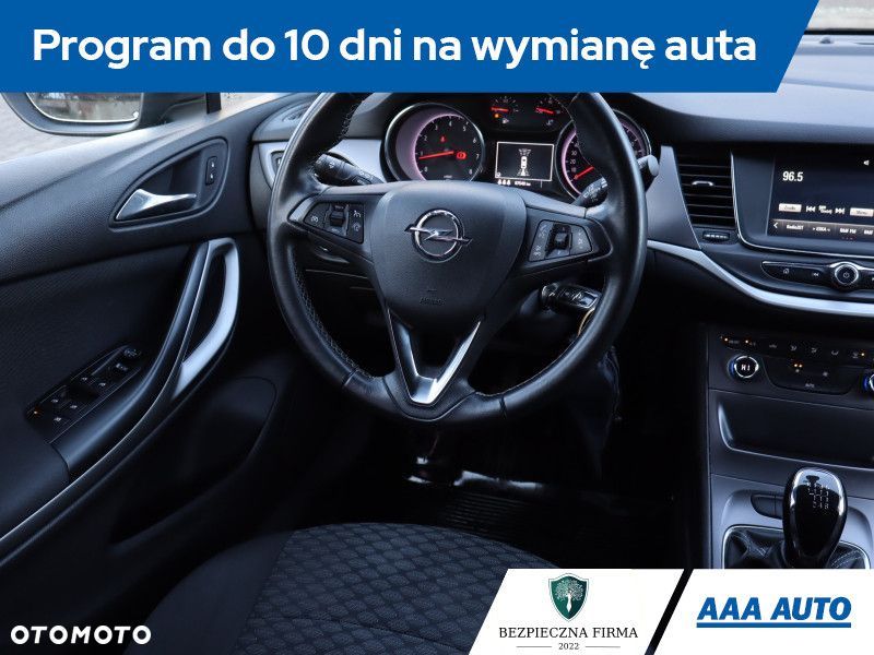 Opel Astra - 9