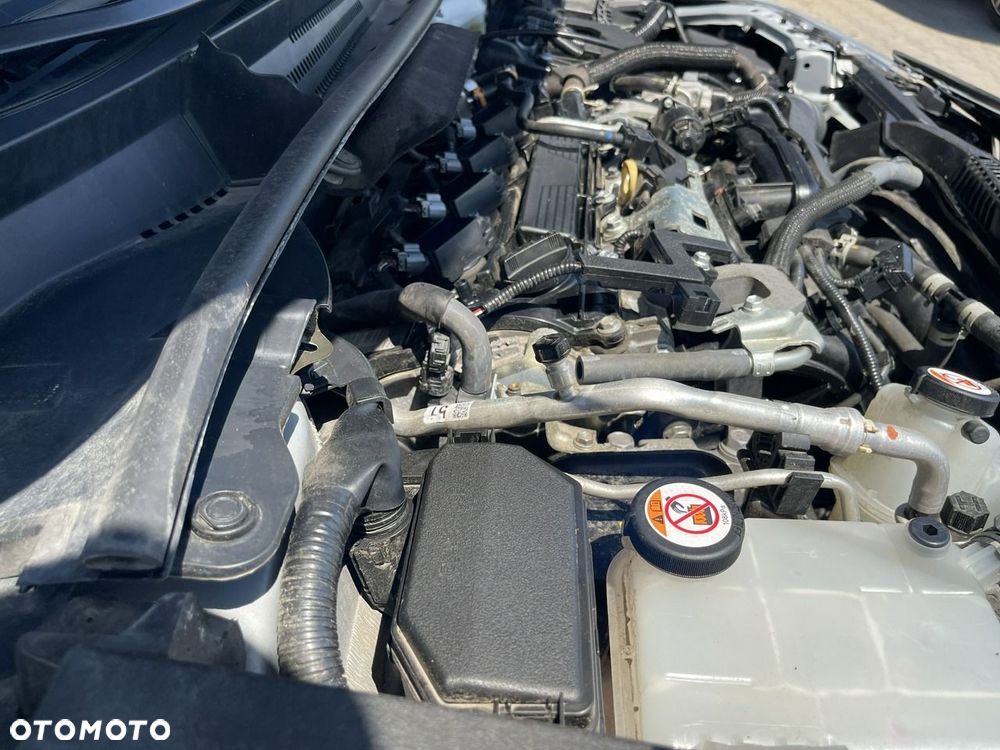 Toyota Corolla 2.0 Hybrid GR Sport - 18