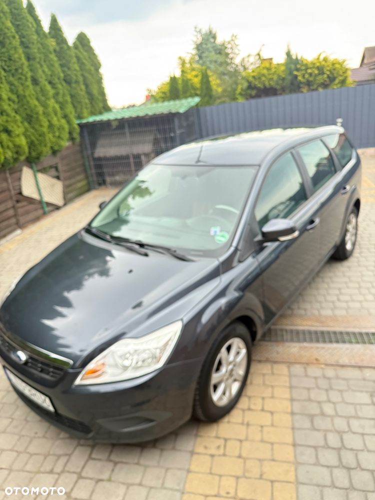 Ford Focus 1.8 Trend - 17