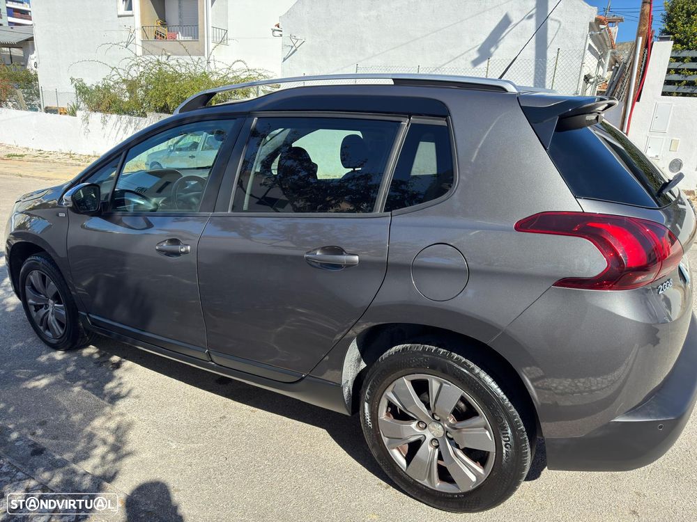 Peugeot 2008 2017 photo 5
