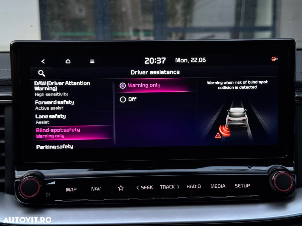 Kia XCeed - 33