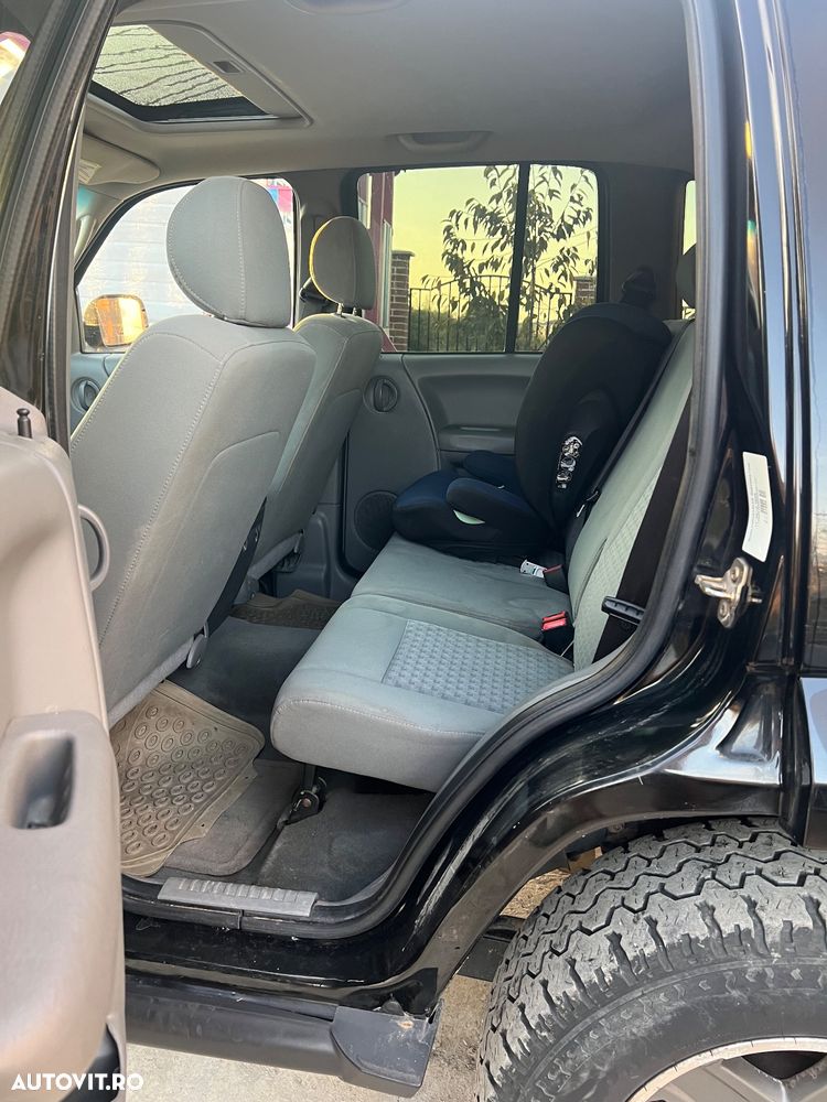 Jeep Cherokee - 6