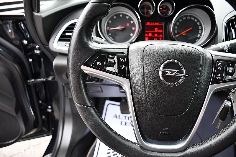 Opel Astra 1.4 T Cosmo - 17