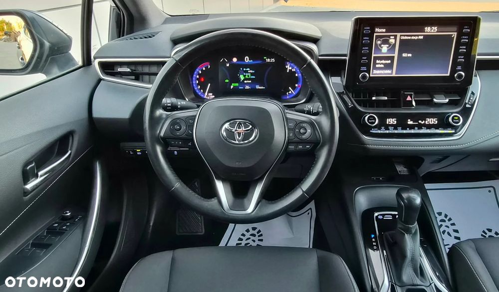 Toyota Corolla 1.8 Comfort - 29