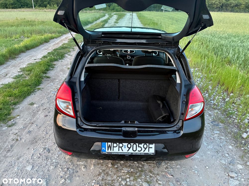 Renault Clio - 9