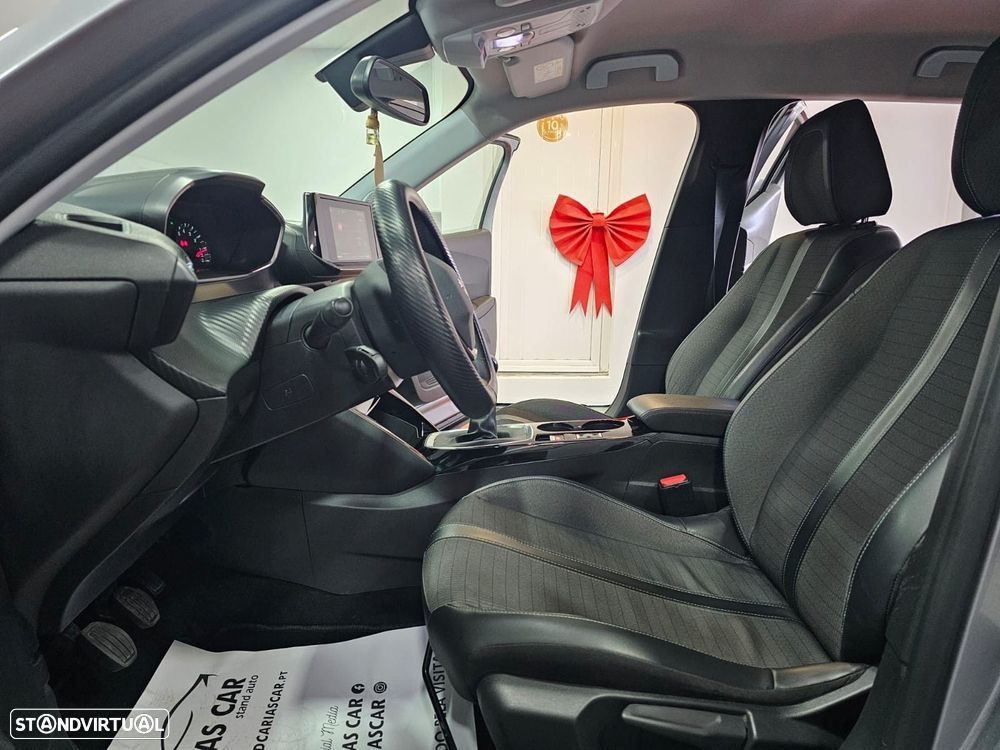 Peugeot 2008 1.2 PureTech Allure - 11
