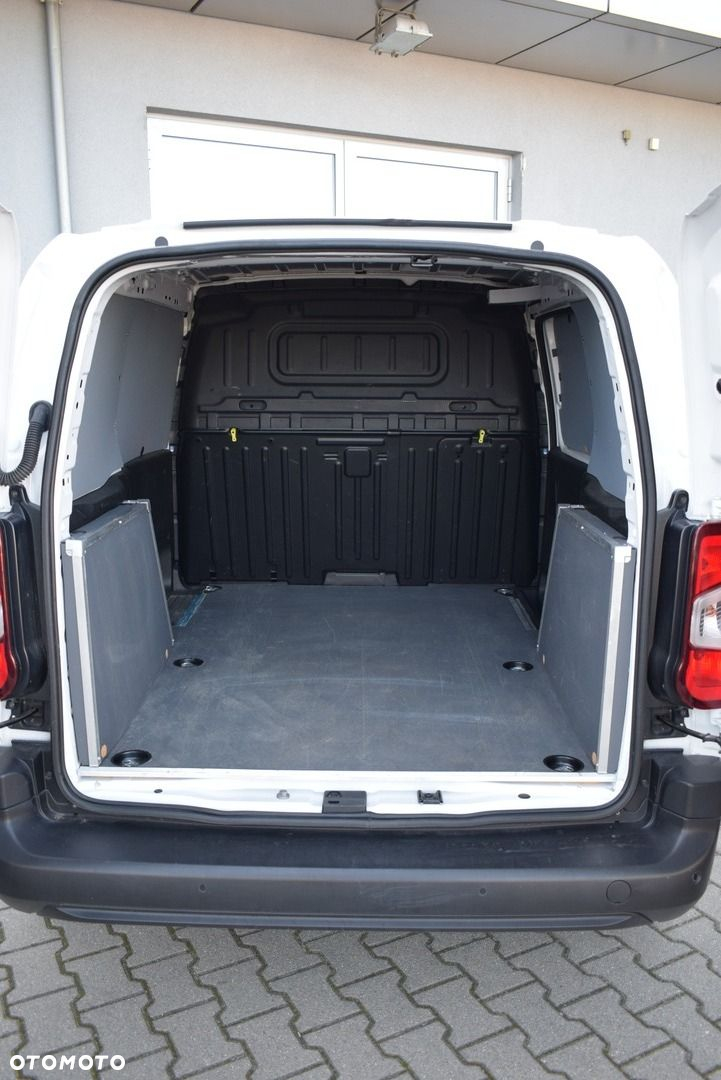 Toyota PROACE CITY - 24
